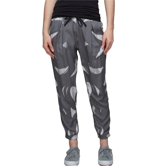 LULULEMON City Tencel Joggers 26” in Back Spin Stroke White Slate / Slate - Picture 1 of 16